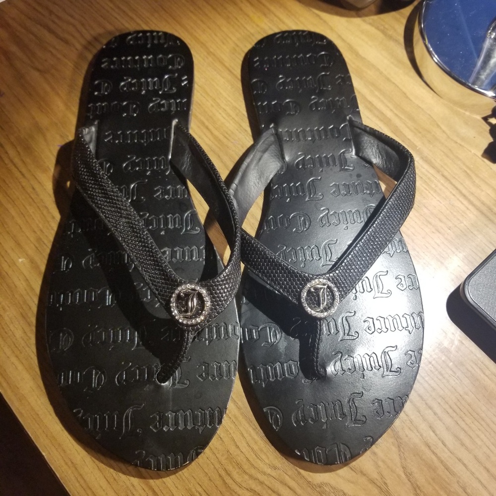 Juicy Couture Flip Flops